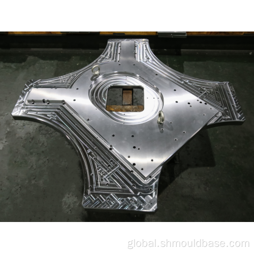 High Quality Plastic Injection Mold Making Automotive hardware mold base Supplier